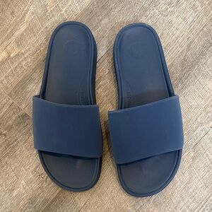 Lululemon Navy Restfeel Slides Size 8